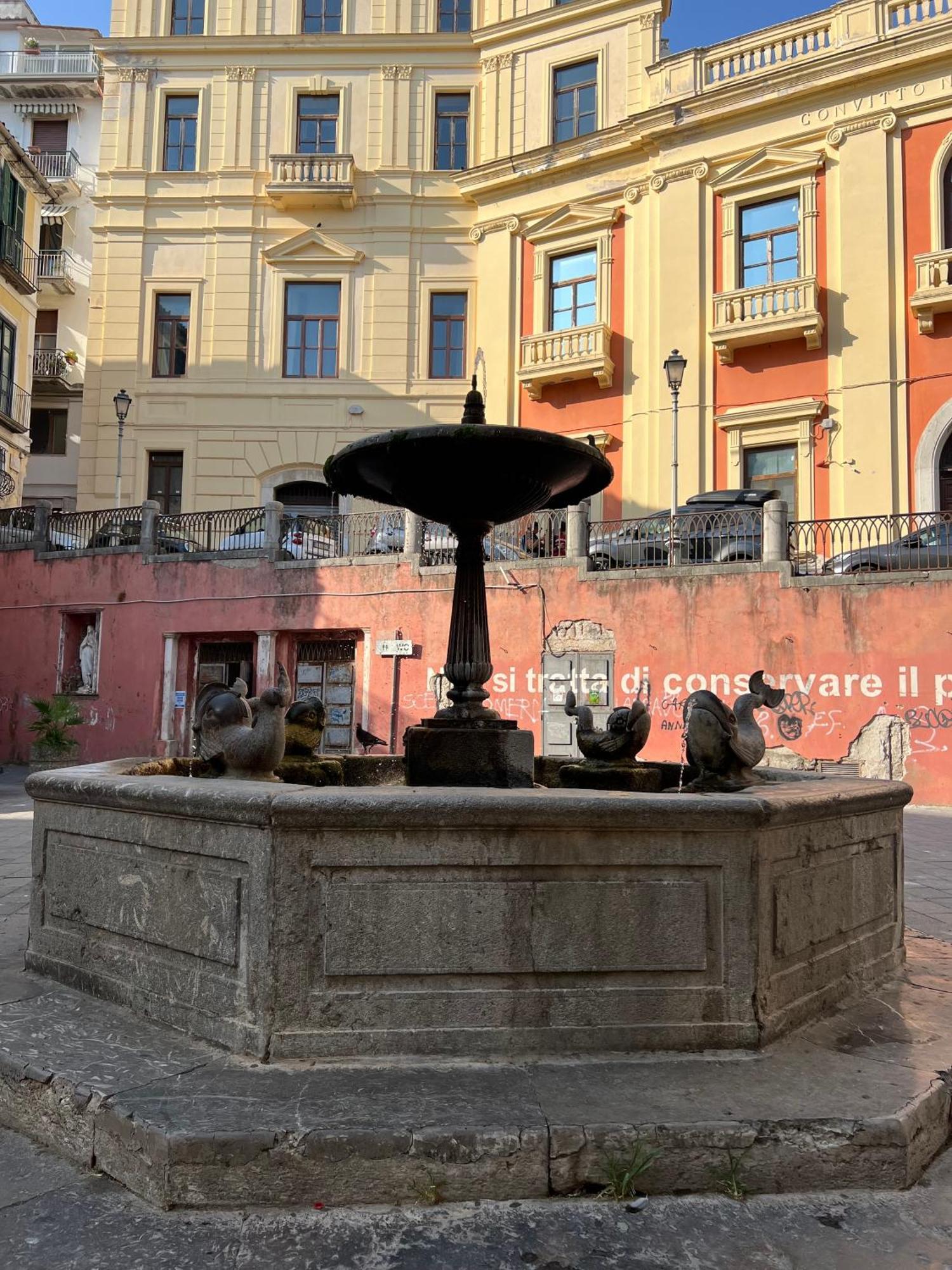 Apartament L'Homme Tranquille Salerno Zewnętrze zdjęcie