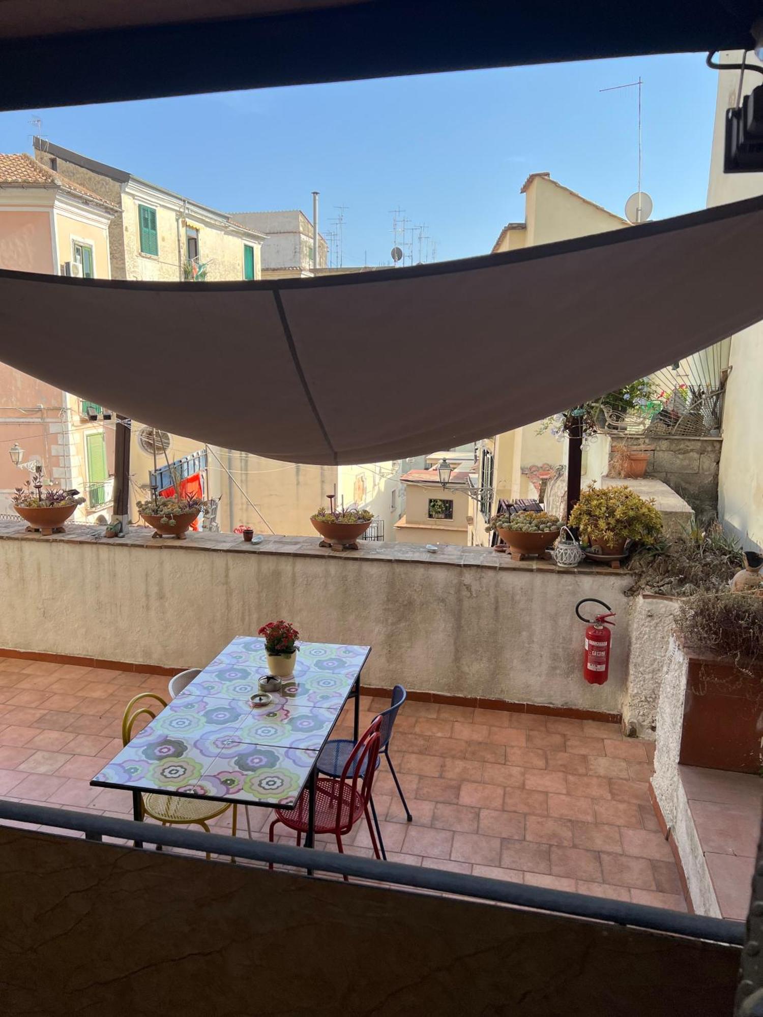 Apartament L'Homme Tranquille Salerno Zewnętrze zdjęcie